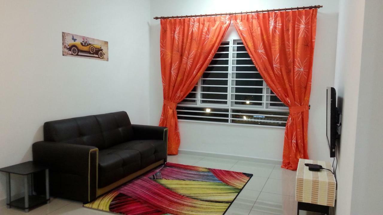 Az Homestay @ Southville City Bangi Exterior photo