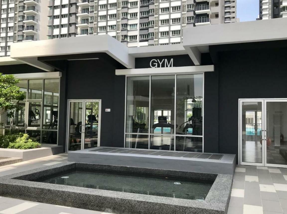 Az Homestay @ Southville City Bangi Exterior photo